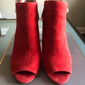 Louise et Cie Red Illisa Suede Peep- toe booties